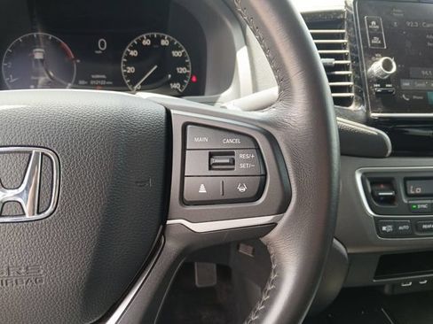 Certified 2025 Honda Ridgeline Sport image 18