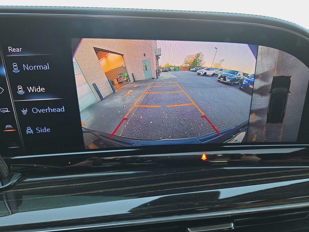 Used 2021 Cadillac Escalade Sport w/ Driver Assist Tech Package AWD/4WD image 27