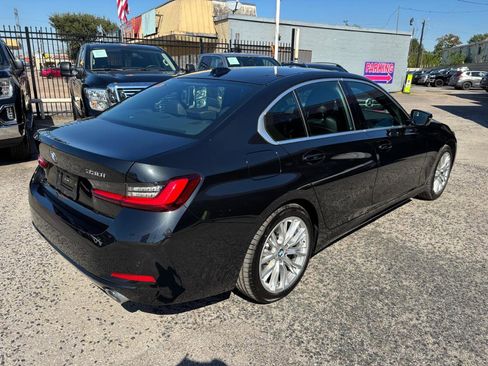 Used 2024 BMW 330i Sedan w/ Convenience Package RWD image 5