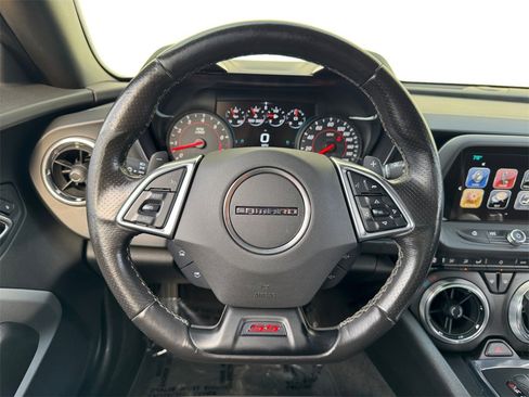 Used 2018 Chevrolet Camaro SS image 23