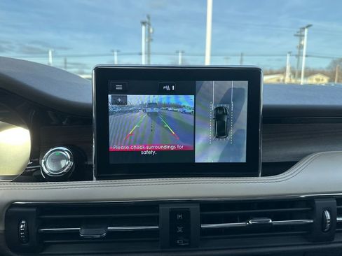 Used 2022 Lincoln Corsair Reserve w/ Equipment Group 201A image 27