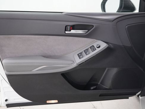 Used 2019 Toyota Avalon XSE w/ All Weather Liner Package FWD image 19