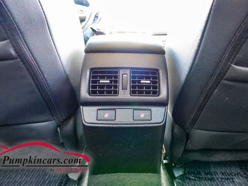 Used 2017 Subaru Outback 2.5i Limited AWD/4WD image 29