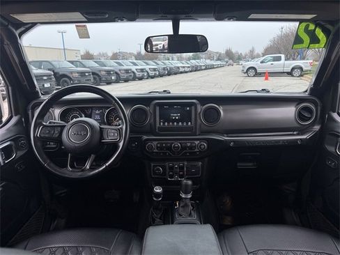 Used 2022 Jeep Wrangler Unlimited Sport image 17