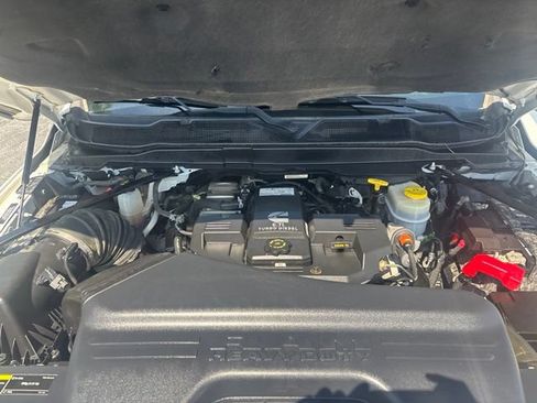 Used 2019 RAM 3500 Tradesman AWD/4WD image 10