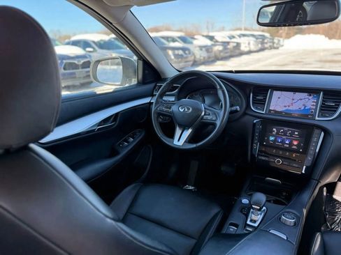 Used 2019 INFINITI QX50 Luxe w/ Navigation Package AWD/4WD image 20