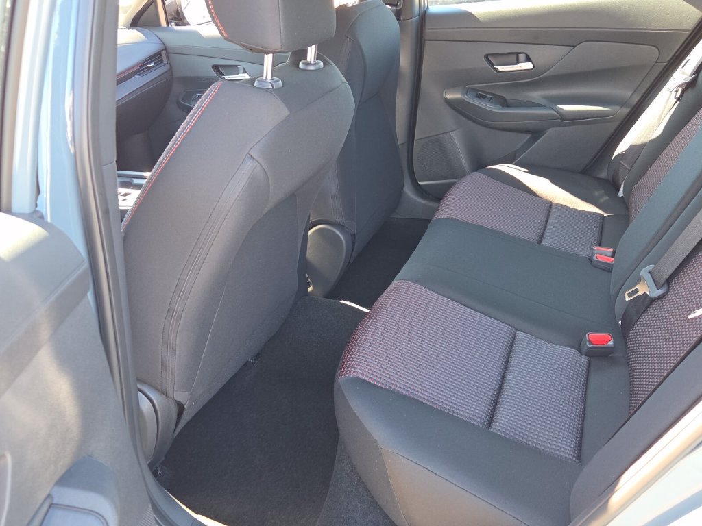New 2027 Nissan Sentra SR FWD image 6