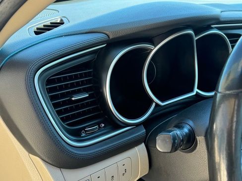 Used 2015 Kia Optima EX w/ EX Premium Package image 18