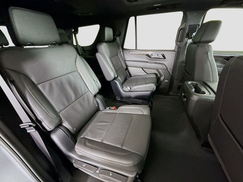 Used 2025 Chevrolet Tahoe LT w/ Comfort Package image 29