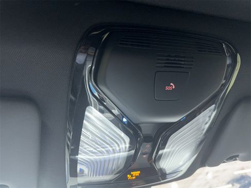 Used 2023 BMW i4 eDrive40 w/ M Sport Package image 40