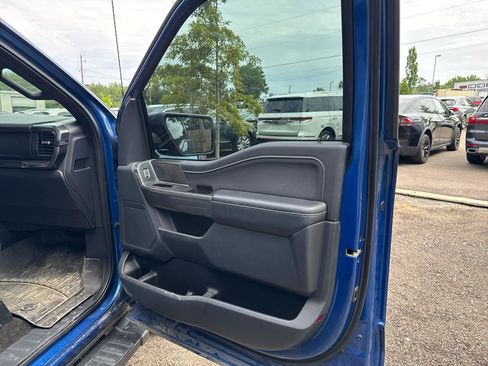 Used 2022 Ford F150 XLT w/ Equipment Group 302A High AWD/4WD image 15