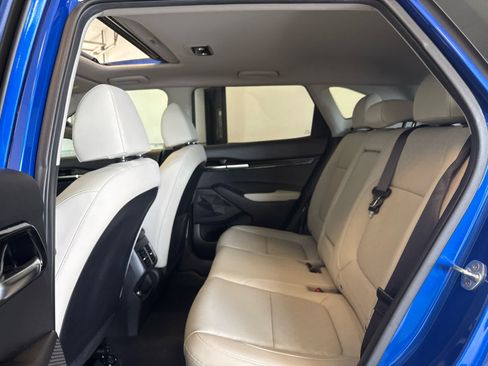 Used 2023 Kia Seltos EX AWD/4WD image 12