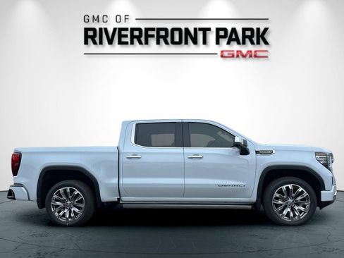 New 2026 GMC Sierra 1500 Denali AWD/4WD image 2
