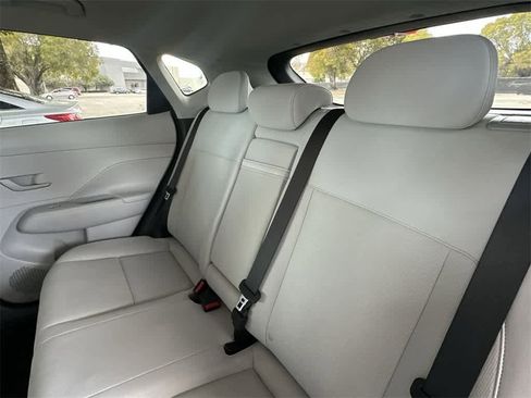 Used 2024 Hyundai Kona SEL image 22