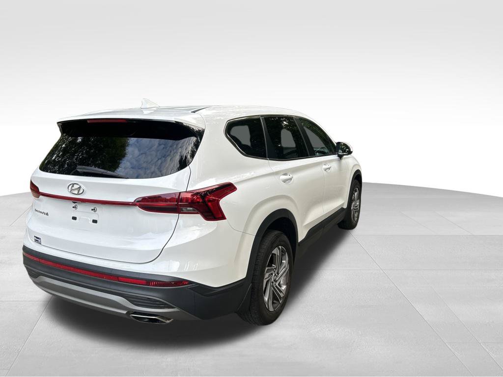 Used 2023 Hyundai Santa Fe SE FWD image 5