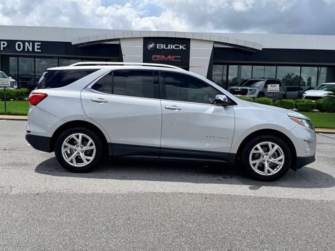 Used 2019 Chevrolet Equinox Premier FWD image 7