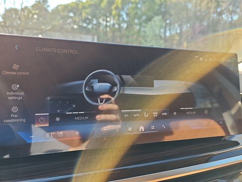 New 2026 BMW X7 xDrive40i w/ Executive Package image 23