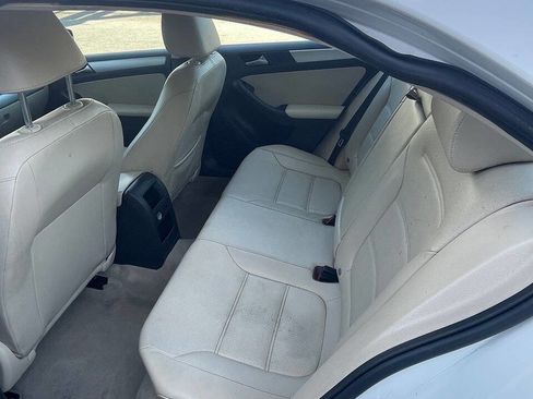 Used 2013 Volkswagen Jetta SE image 8