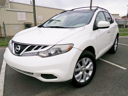 Used 2013 Nissan Murano SL FWD image 1