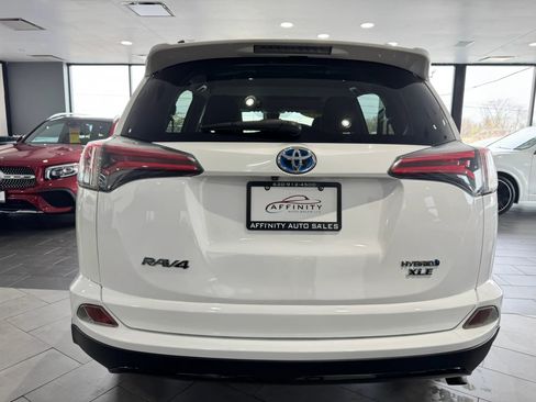 Used 2017 Toyota RAV4 XLE w/ Protection Package image 4