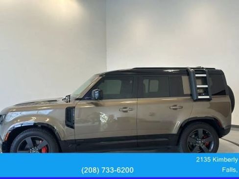 Used 2020 Land Rover Defender 110 X AWD/4WD image 6