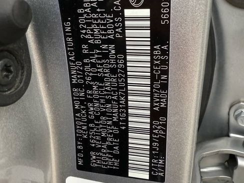 Used 2020 Toyota Camry SE FWD image 39