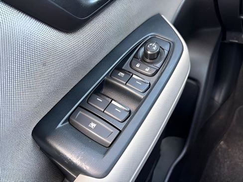 Used 2025 Subaru Forester AWD/4WD image 12