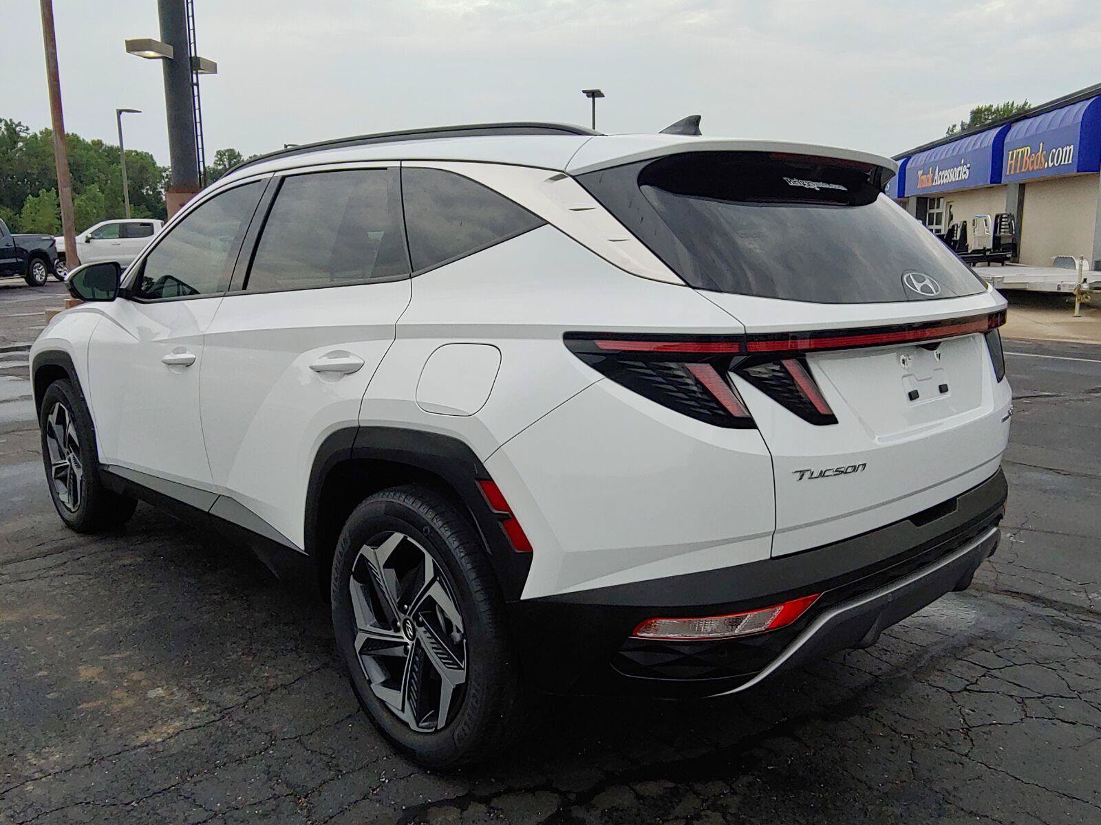 Used 2023 Hyundai Tucson Limited AWD/4WD image 9
