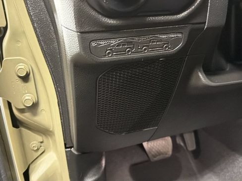 Used 2025 Jeep Wrangler Unlimited Sport AWD/4WD image 27