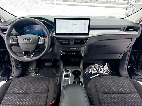 Used 2023 Ford Escape Active w/ Tech Pack #2 image 3