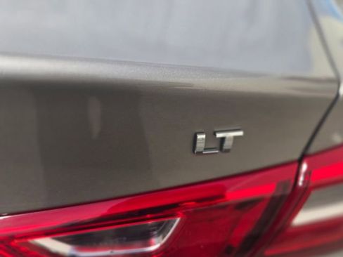 Used 2024 Chevrolet Malibu LT FWD image 31