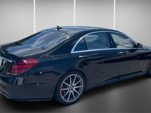 Used 2018 Mercedes-Benz S 450 Sedan w/ AMG Line Exterior image 2