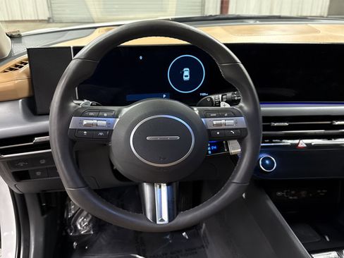 Used 2025 Hyundai Sonata Limited image 8