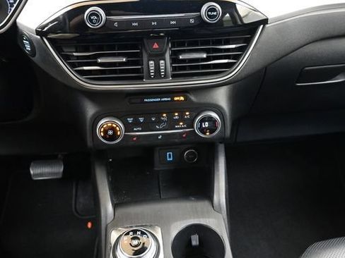 Used 2020 Ford Escape SEL AWD/4WD image 29