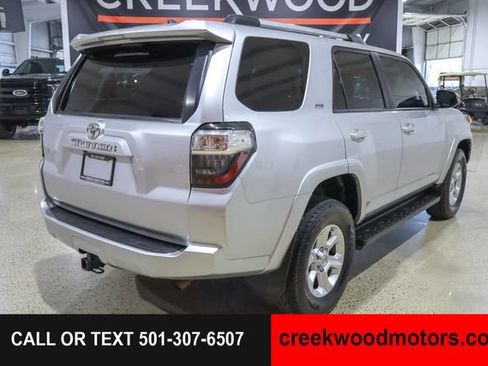 Used 2020 Toyota 4Runner SR5 Premium AWD/4WD image 4