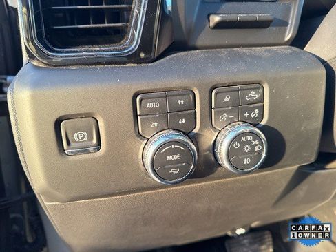 Used 2025 GMC Sierra 1500 AT4X image 17