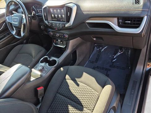 Used 2021 GMC Terrain SLE w/ Driver Convenience Package AWD/4WD image 19