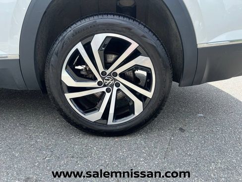 Used 2023 Volkswagen Atlas SEL AWD/4WD image 28