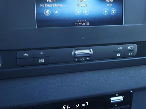 Used 2024 Mercedes-Benz Sprinter 3500 image 34