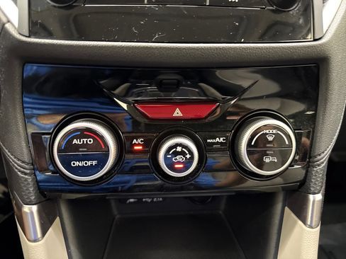 Used 2022 Subaru Forester Premium AWD/4WD image 23