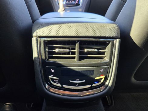 Used 2017 Cadillac CTS Premium Luxury image 32