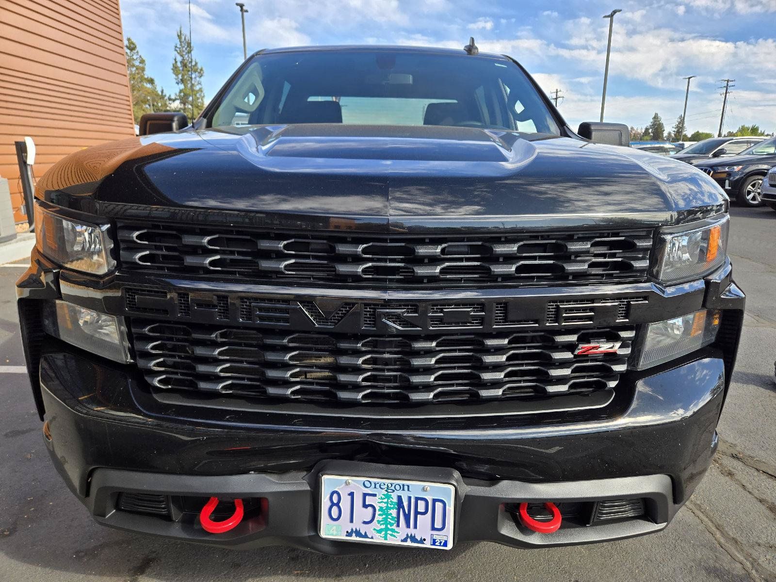 Used 2021 Chevrolet Silverado 1500 Custom Trail Boss w/ LPO, Dark Essentials Package AWD/4WD image 8