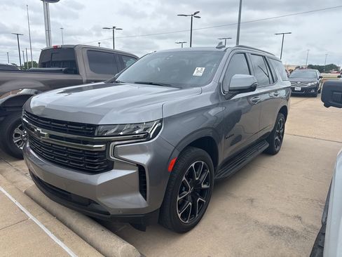 Used 2021 Chevrolet Tahoe RST w/ Luxury Package RWD image 1