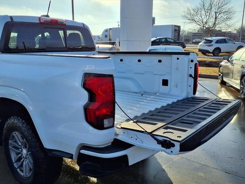 Used 2023 Chevrolet Colorado LT w/ LT Convenience Package image 20