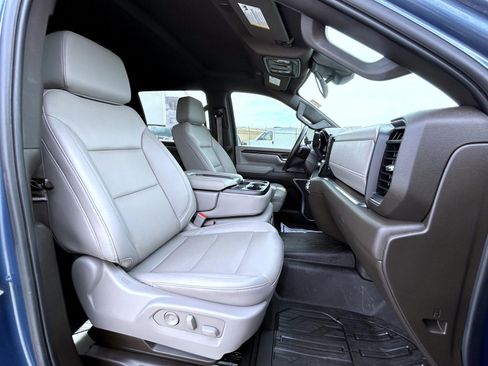 Certified 2024 GMC Sierra 2500 SLT image 16