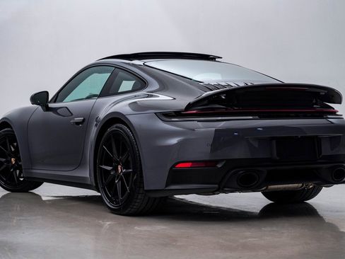 Certified 2025 Porsche 911 Carrera image 3