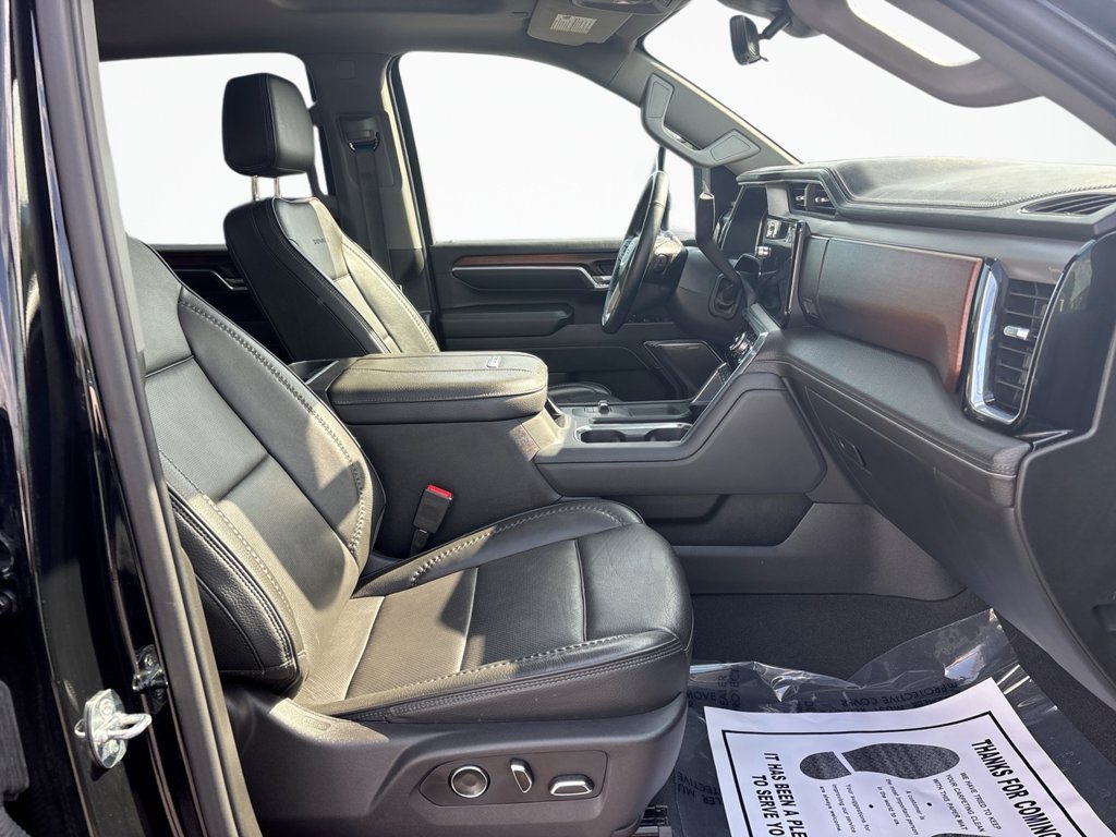 Used 2024 GMC Sierra 2500 Denali w/ Denali Reserve Package AWD/4WD image 14
