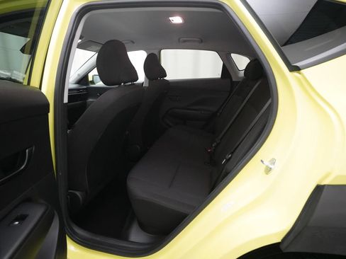 Used 2024 Hyundai Kona SEL AWD/4WD image 15