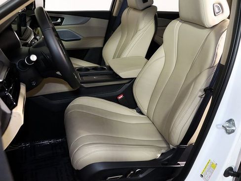 Certified 2026 Acura MDX SH-AWD image 4