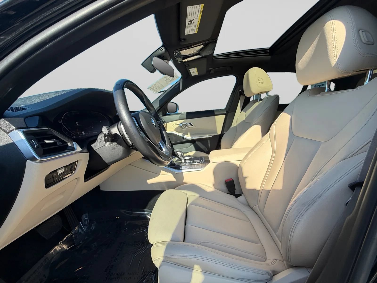 Used 2019 BMW 330i xDrive Sedan w/ Driving Assistance Package AWD/4WD image 17